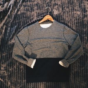 Hollister men’s medium two-toned crew neck